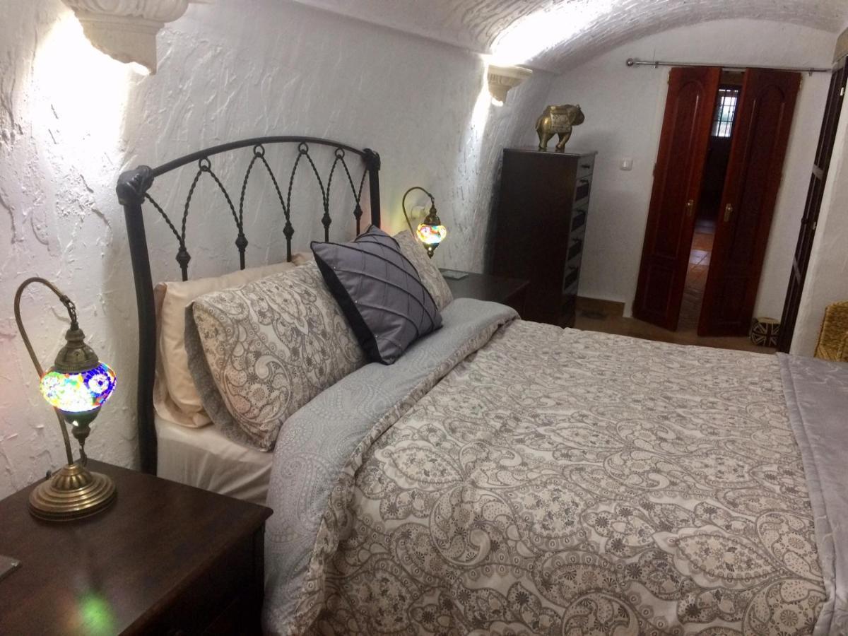 Cueva Romana, Adults Only Cave House Cuevas del Campo Εξωτερικό φωτογραφία